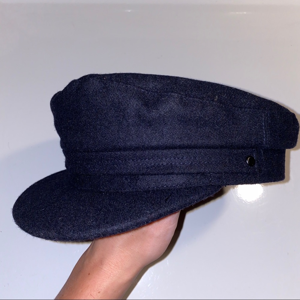Aritzia Wilfred Free Navy Newsboy Hat